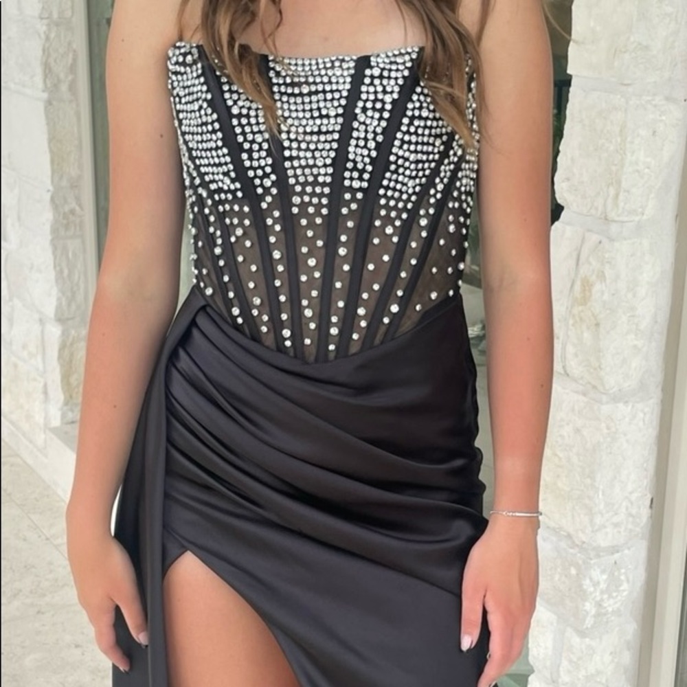 Prom Dress- black with side slit